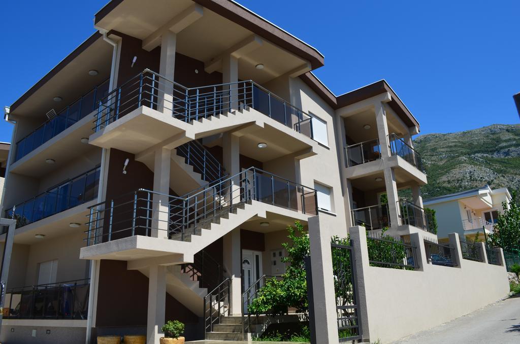 Apartments Md Lux 2 Сутоморе Екстер'єр фото