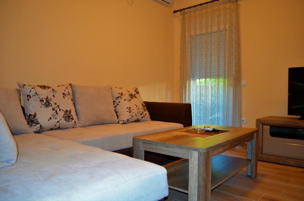 Apartments Md Lux 2 Сутоморе Екстер'єр фото