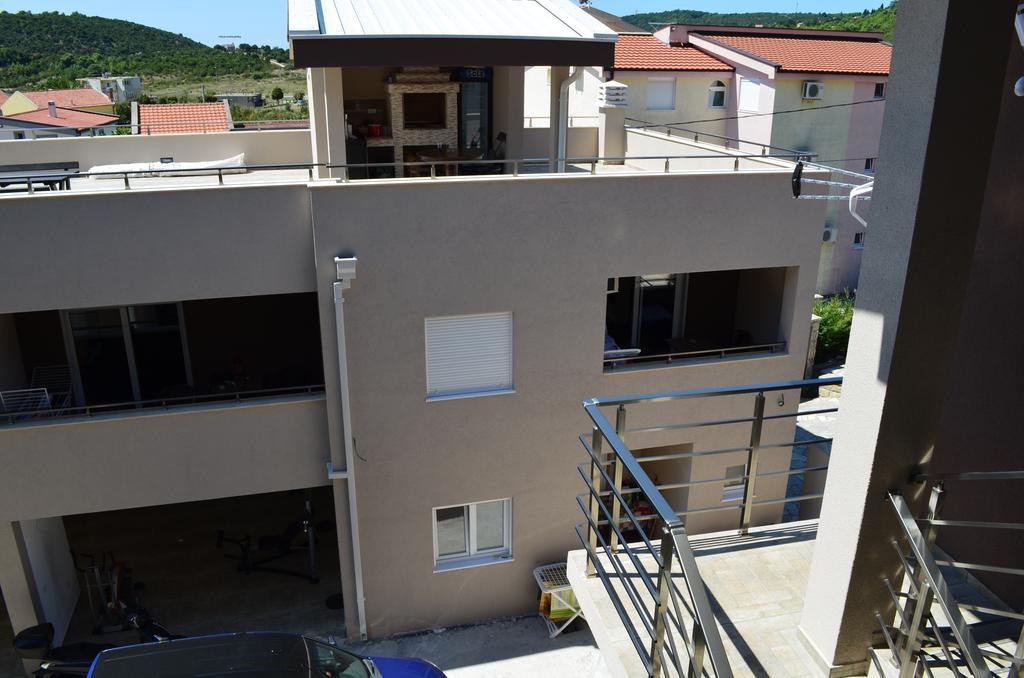 Apartments Md Lux 2 Сутоморе Екстер'єр фото